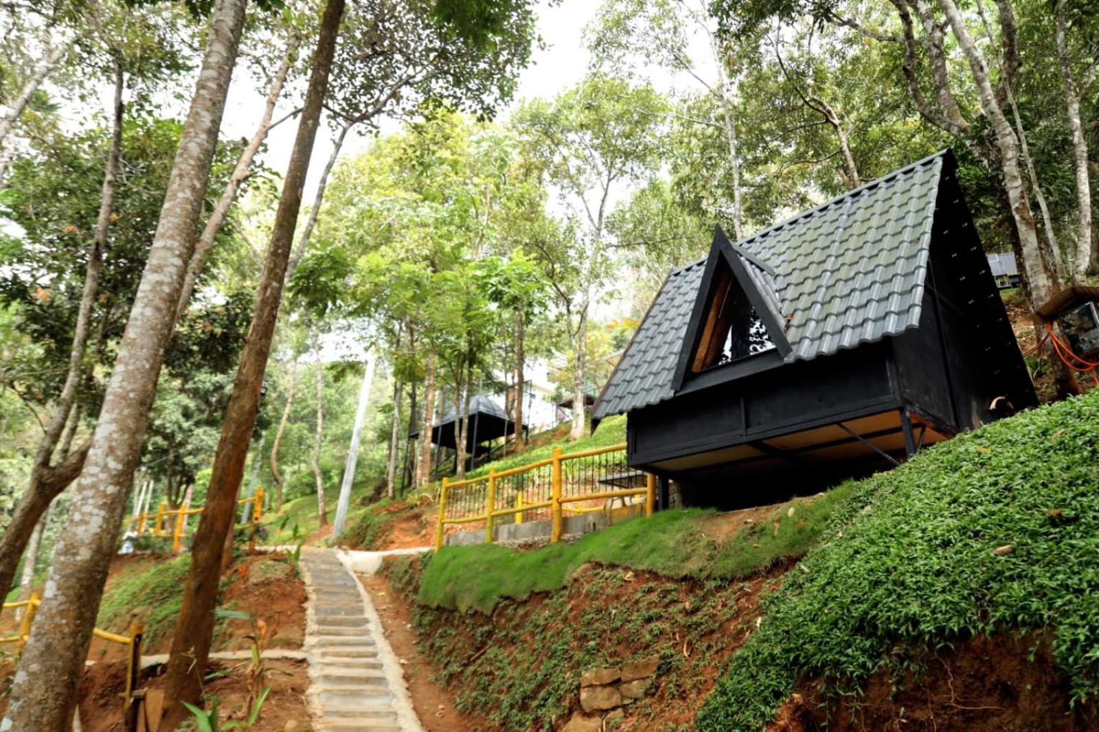 Garden Of Eden-Thottam Munnar-Hiking And Camping Anachal Luaran gambar